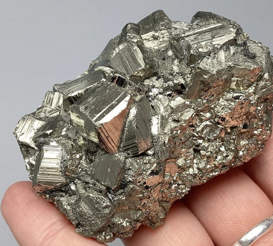Pyrite: The Prosperity Stone To Attract Abundance - Earth's Emporium 